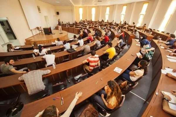 Üniversite öğrencileri hangi şehirde ‘ekonom...