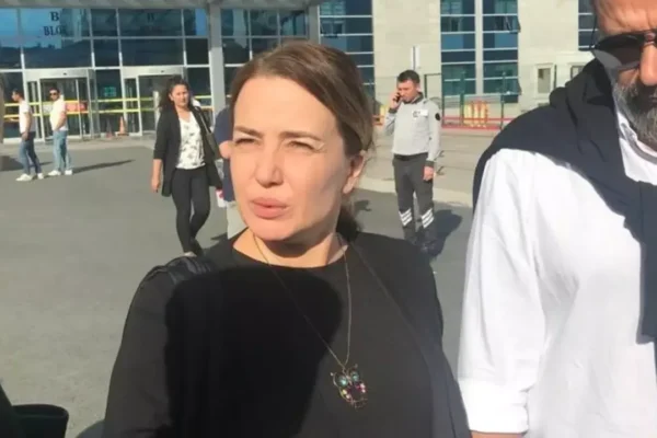 Deniz Uğur’un Reha Muhtar’a açtığı vel... Deniz Uğur’un Reha Muhtar’a açtığı vel...