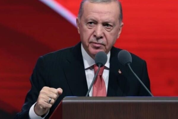 Erdoğan’dan CHP’li belediyelere tepki:...