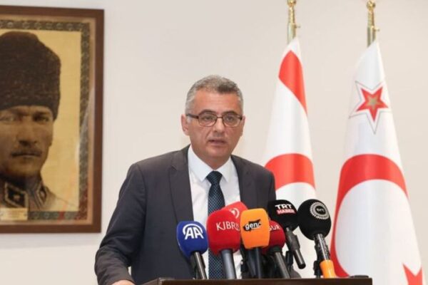 KKTC Cumhurbaşkanı Güney’in lideri ile doğru... KKTC Cumhurbaşkanı Güney’in lideri ile doğru...
