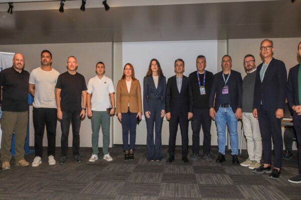 Çeşme’de bisiklet rüzgarı esecek!