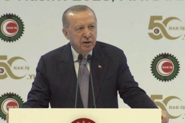 Erdoğan: Hayat pahalılığını mutlaka çözeceğiz