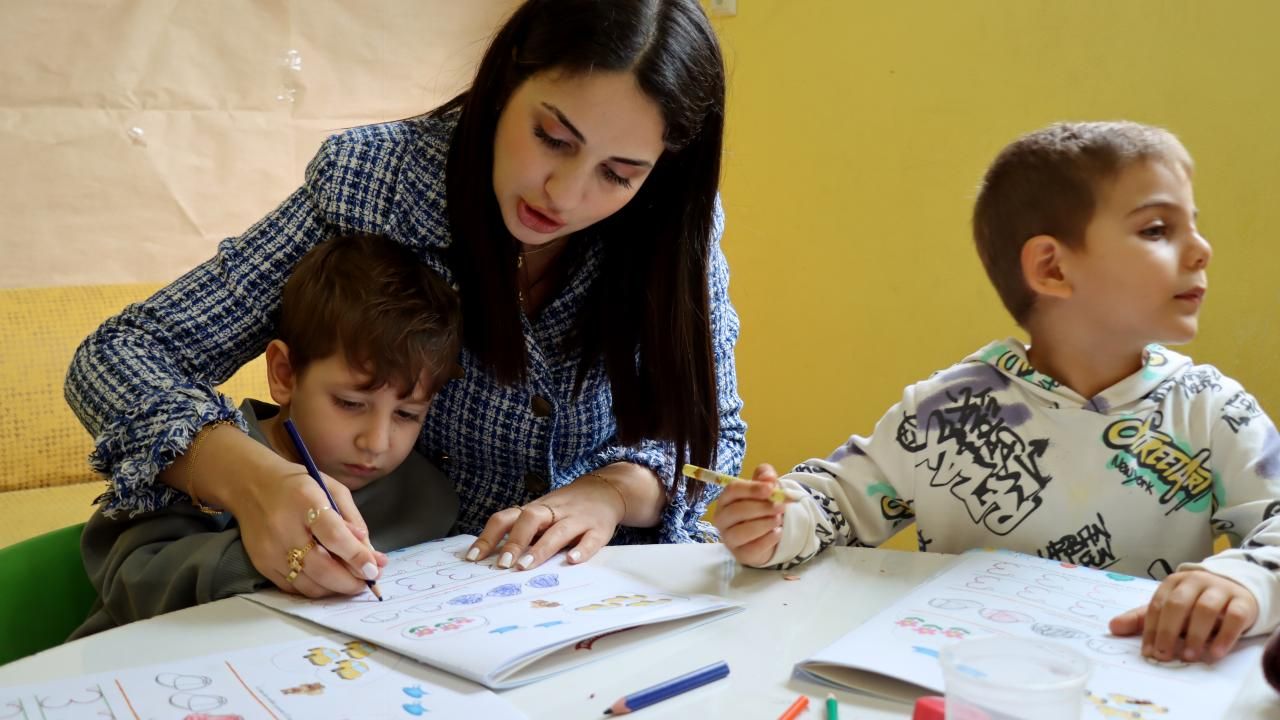 15 bin öğretmen daha eğitim ordusuna katıldı