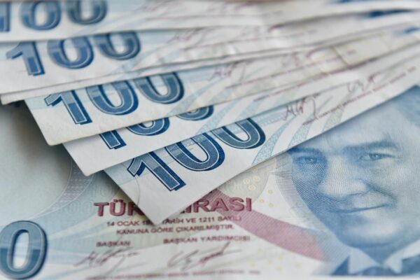 KKM hesap bakiyelerindeki düşüş devam ediyor KKM hesap bakiyelerindeki düşüş devam ediyor