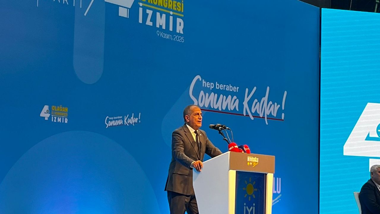 İYİ Parti kongresinde hedef CHP’li belediyeler: İzmir’e çöp ve susuzluk yakışıyor mu?
