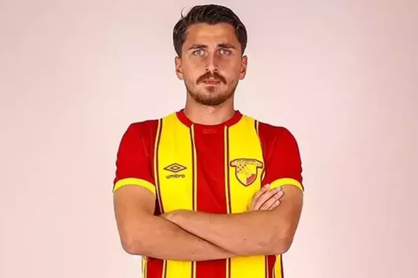Göztepe genç Efe Can’la imzaladı Göztepe genç Efe Can’la imzaladı