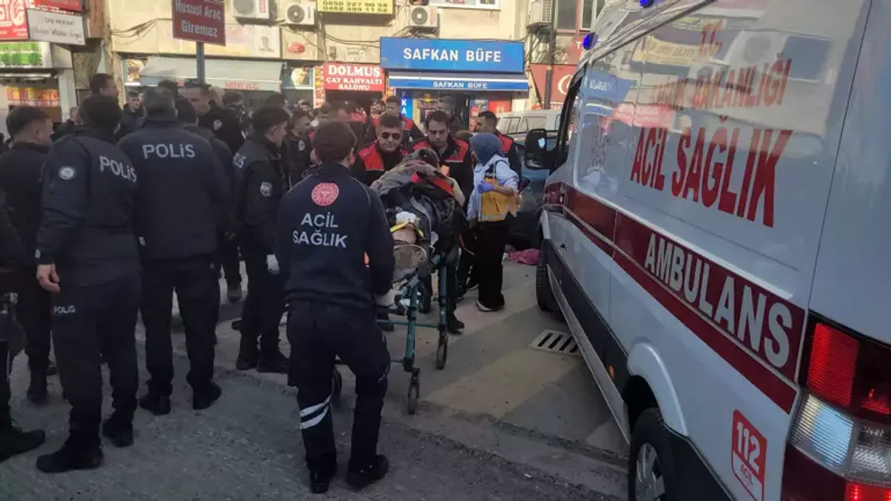 Trabzon’da bıçaklı kavga: 1’i ağır 8 yaralı