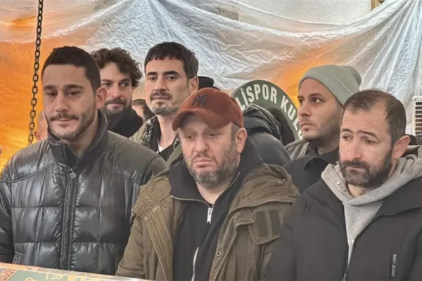 Oyuncu Serkan Keskin’in acı günü Oyuncu Serkan Keskin’in acı günü