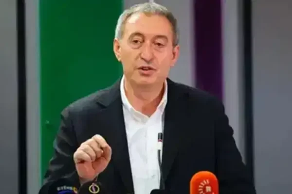 Tuncer Bakırhan’dan Demirtaş’a verilen... Tuncer Bakırhan’dan Demirtaş’a verilen...
