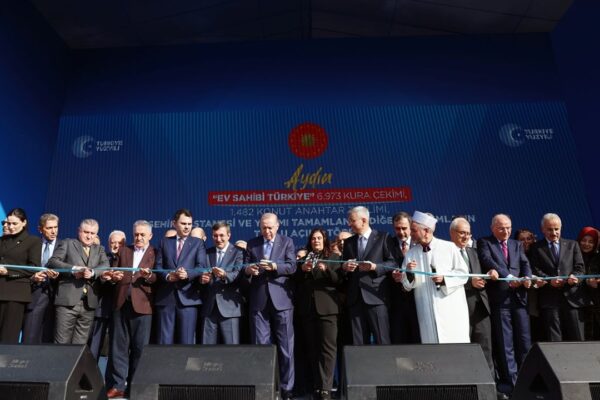 Aydın’da toplu açılış töreni düzenlendi Aydın’da toplu açılış töreni düzenlendi