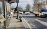 Vicdansızlık örneği: 1 aylık bebeği durağa bıraktı... Vicdansızlık örneği: 1 aylık bebeği durağa bıraktı...
