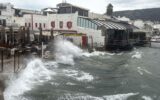 Bodrum’da fırtına: Feribot seferleri iptal e... Bodrum’da fırtına: Feribot seferleri iptal e...