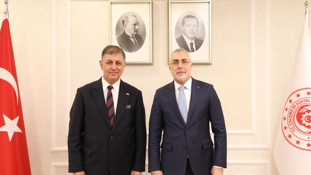 Başkan Tugay’dan Bakan Işıkhan’a ziyaret!