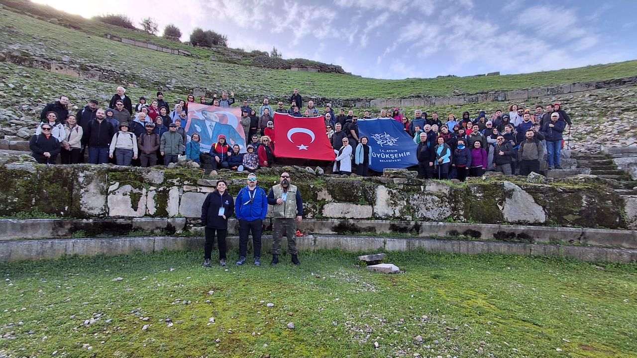 Aydınlılar, Alabanda’yı gezdi