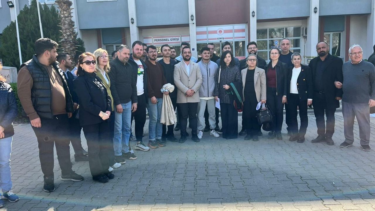 ‘Cumhurbaşkanına hakaret’ten gözaltına alınan 4 kişi adli kontrolle serbest!