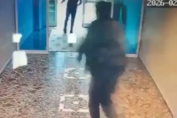2 kişi silahla vurulmuş halde ölü bulunmuştu: Yeni... 2 kişi silahla vurulmuş halde ölü bulunmuştu: Yeni...