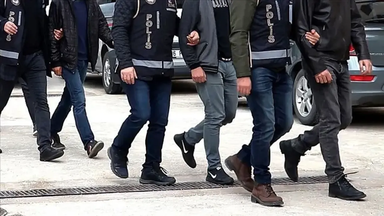Yasa dışı bahis ve dolandırıcılık operasyonu: 13 şüpheli yakalandı