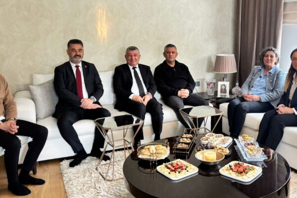 Özel’den Günay’a ziyaret! Özel’den Günay’a ziyaret!