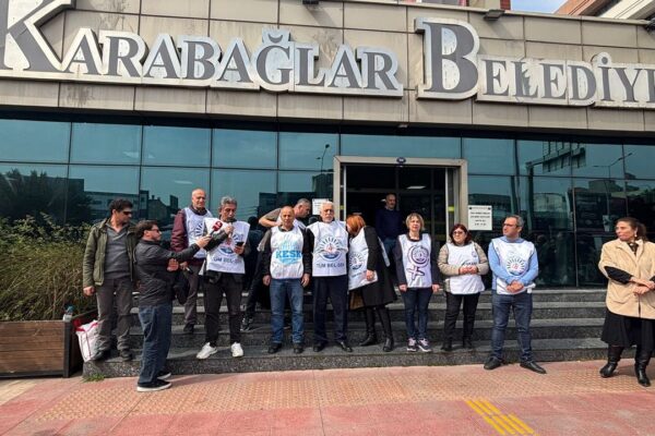 Bayram öncesi bir ödeme krizi Karabağlar’da! Bayram öncesi bir ödeme krizi Karabağlar’da!