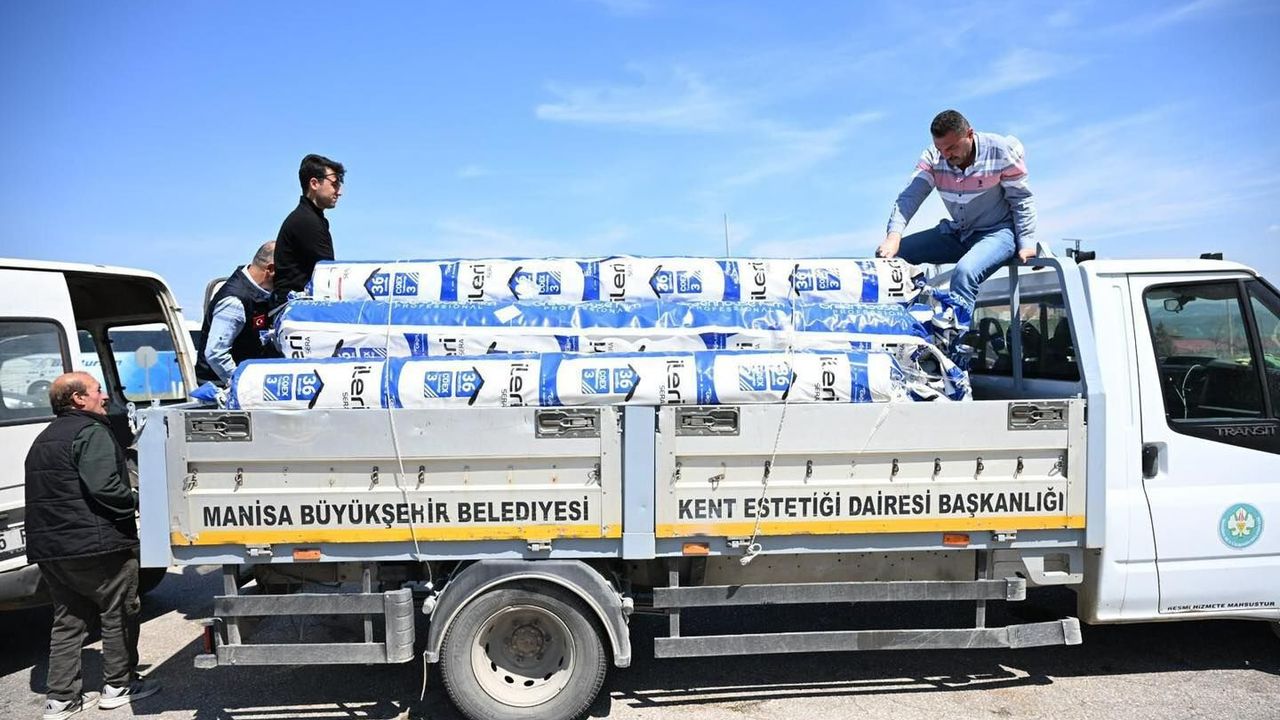 Manisa Büyükşehir’den afetzede üreticilere destek