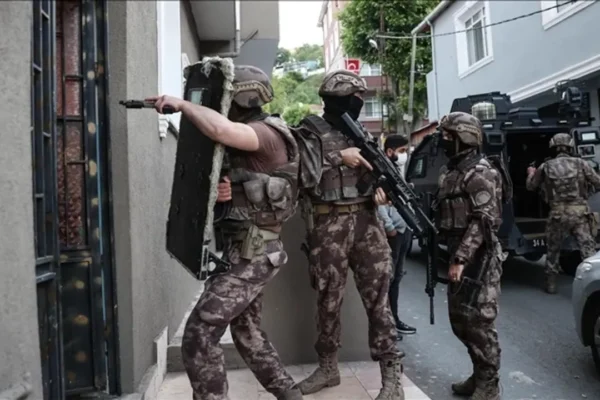 24 ilde DEAŞ operasyonu: 90 gözaltı!