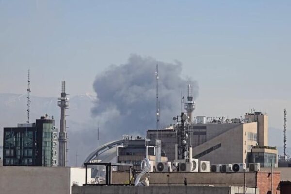 İsrail, İran’da demir yolu köprüsüne saldırd...