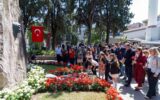 Tugay’dan Anneler Günü’nde Zübeyde Hanım’a anlamlı...