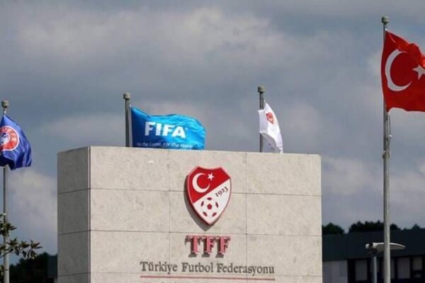 PFDK’den 7 Süper Lig kulübüne para cezası PFDK’den 7 Süper Lig kulübüne para cezası