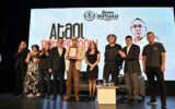 Ataol Behramoğlu Manisalılarla buluştu Ataol Behramoğlu Manisalılarla buluştu