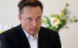 Elon Musk’la fotoğraf çektiren “hayran”, Xiaomi CE...