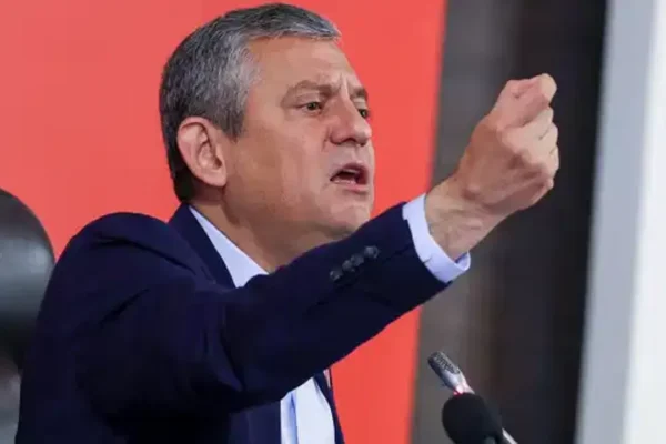 Özgür Özel: Sonuna kadar kalacağız! Özgür Özel: Sonuna kadar kalacağız!