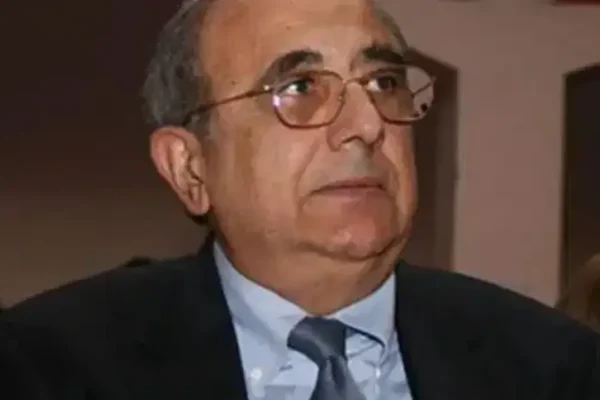 Eski Bakan Baran Tuncer hayatını kaybetti Eski Bakan Baran Tuncer hayatını kaybetti