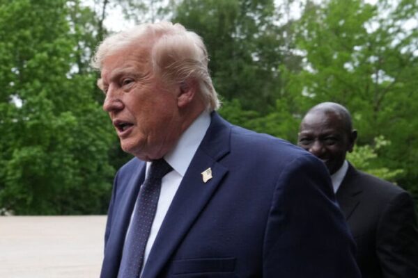 Trump: İsrail, Hizbullah’la ateşkes yapmalı!