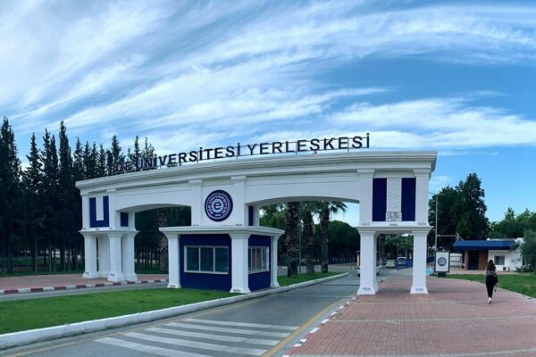 Ege Üniversitesi dünyanın en iyileri arasında Ege Üniversitesi dünyanın en iyileri arasında