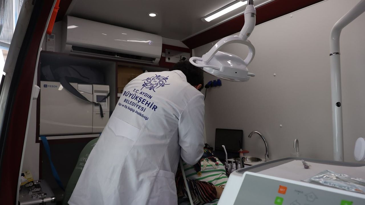 Aydın Büyükşehir Belediyesi Mobil Ağız ve Diş Sağlığı Klinikleri’ne yoğun ilgi