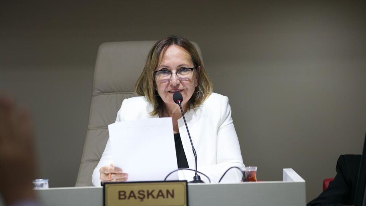 Başkanvekili seçimi tamam… Güzelbahçe’de Ayşe Akın dönemi