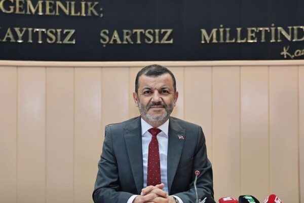 Denizli’de il başkanı ataması tansiyonu yüks... Denizli’de il başkanı ataması tansiyonu yüks...