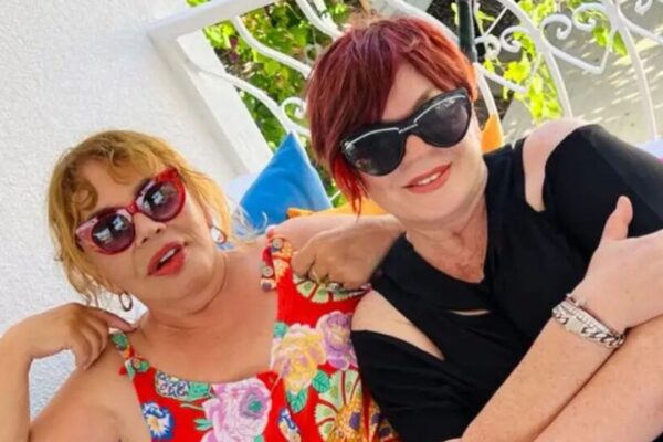 Emel Müftüoğlu, Sezen Aksu’ya: Bu ülkenin ba... Emel Müftüoğlu, Sezen Aksu’ya: Bu ülkenin ba...