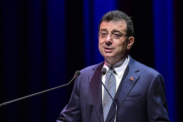İBB davasında gerginlik: İmamoğlu mahkeme salonund... İBB davasında gerginlik: İmamoğlu mahkeme salonund...