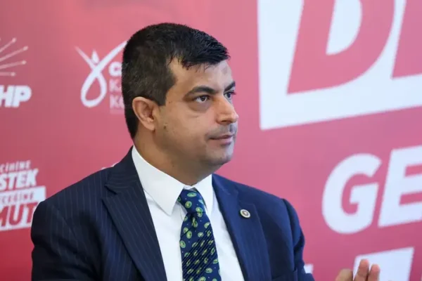 CHP Genel Merkezi’nden ‘Menderes’... CHP Genel Merkezi’nden ‘Menderes’...