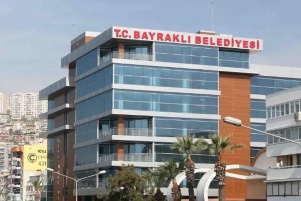 Bayraklı’da TİS krizi… Yüzde 10 zam önerisine ret!