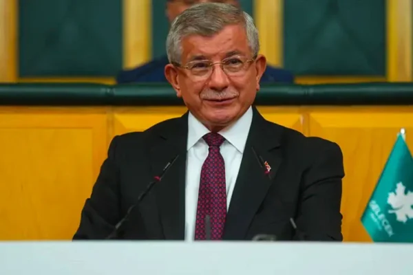 Gelecek Partisi resmen feshedildi! Gelecek Partisi resmen feshedildi!