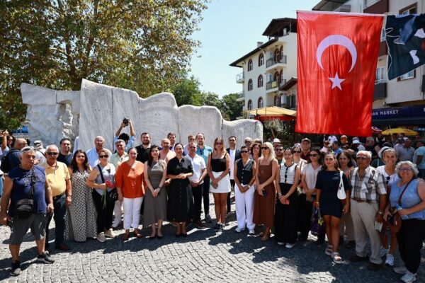 Başkan Sengel: Yeniden ayağa kalkma cesaretini tem... Başkan Sengel: Yeniden ayağa kalkma cesaretini tem...