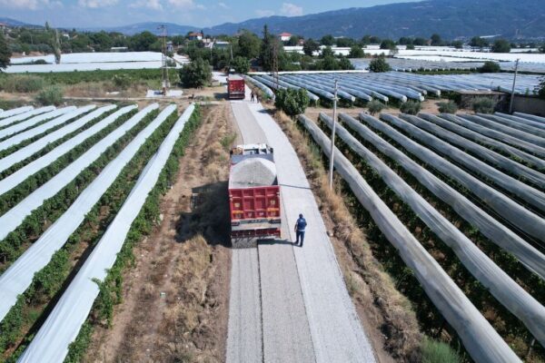 Sarıgöl’de üzüm hasadı öncesi üreticiye yol müjdes...