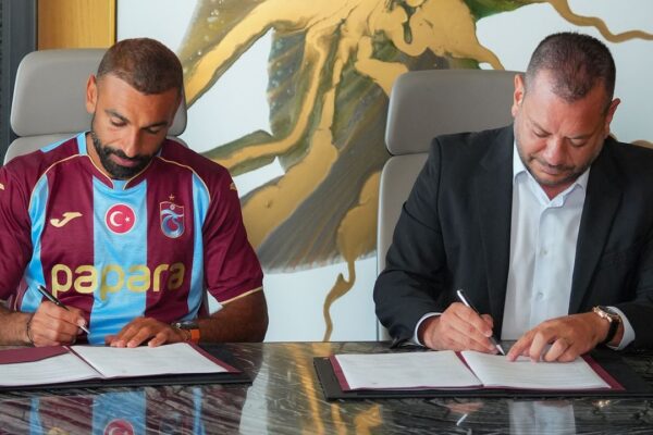 İmza atıldı: Salah’a senelik 17 milyon euro ... İmza atıldı: Salah’a senelik 17 milyon euro ...